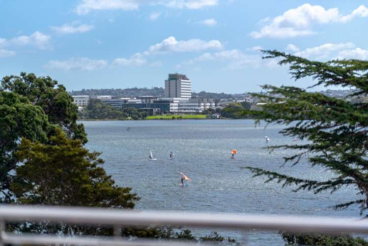 10/258 Hurstmere Road Takapuna_6