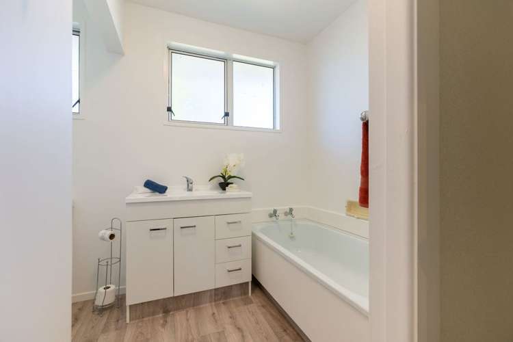 2/9 Bonar Place Woolston_12