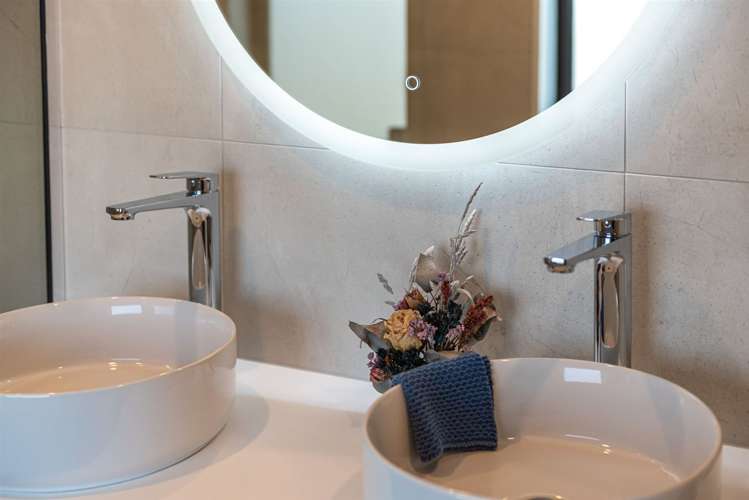 2/27 Springfield Road Saint Albans_12