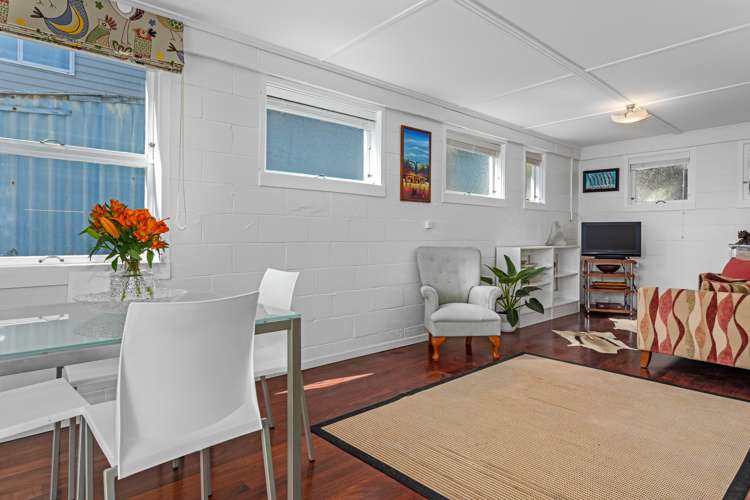 352 Ocean Road Ohope_18