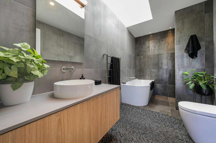 7 Mountain View Drive Wanaka_19