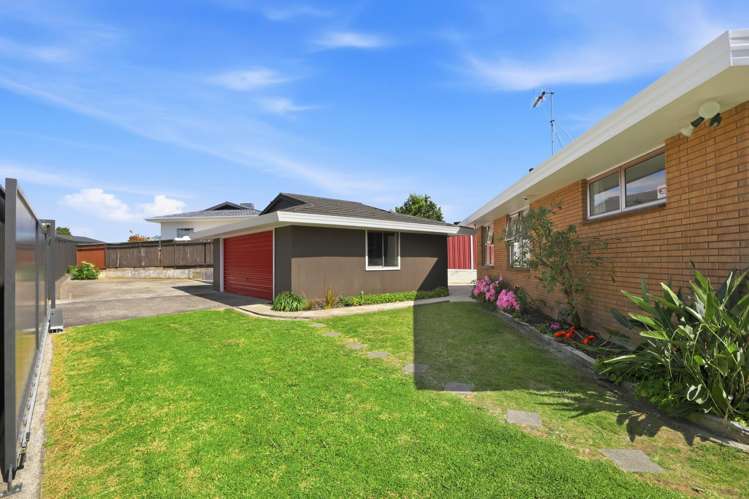 44 Matua Road Matua_19