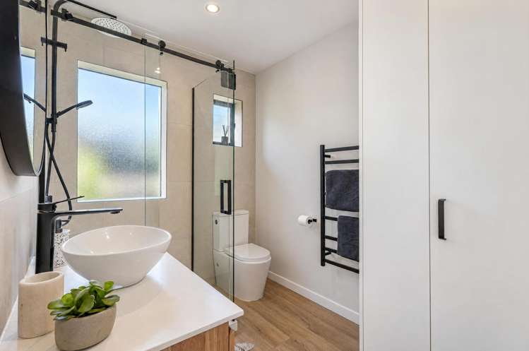 1/11 Waimarie Street St Heliers_8