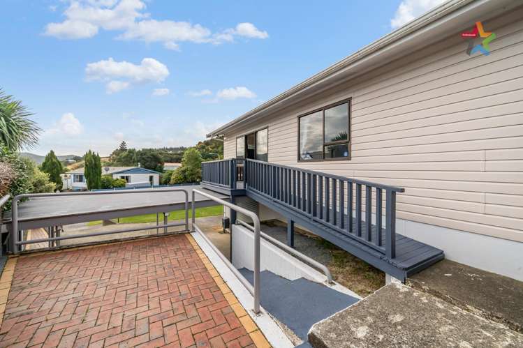 56 Antrim Crescent Wainuiomata_17