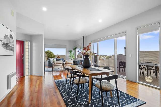 44 Karamea Street Whalers Gate_2