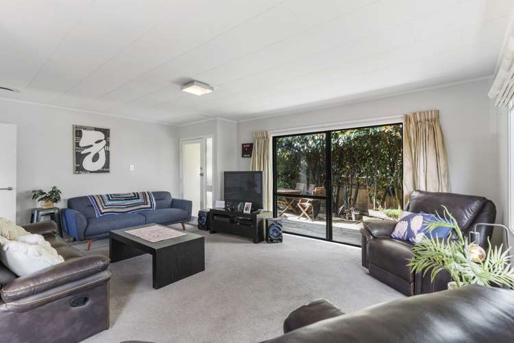 1/20 Glenhaven Place Te Atatu Peninsula_6