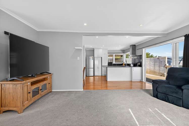 24 Castlerea Street_5