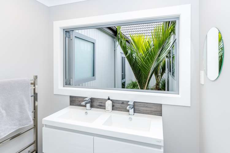 54 Chedworth Avenue Chedworth_21