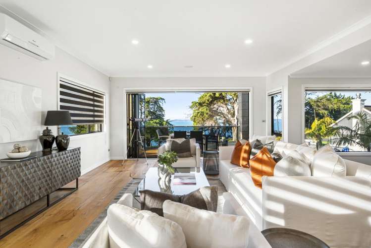 66A Marine Parade Mellons Bay_6