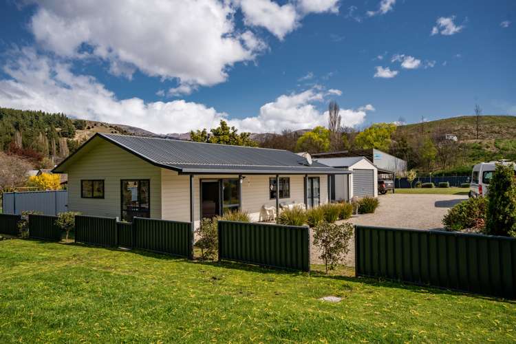 135 Main Road Luggate_17