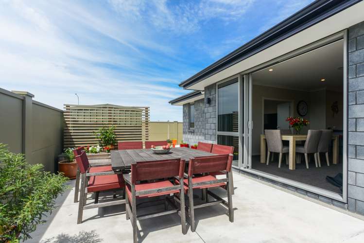 14 Pelorus Avenue Poraiti_15