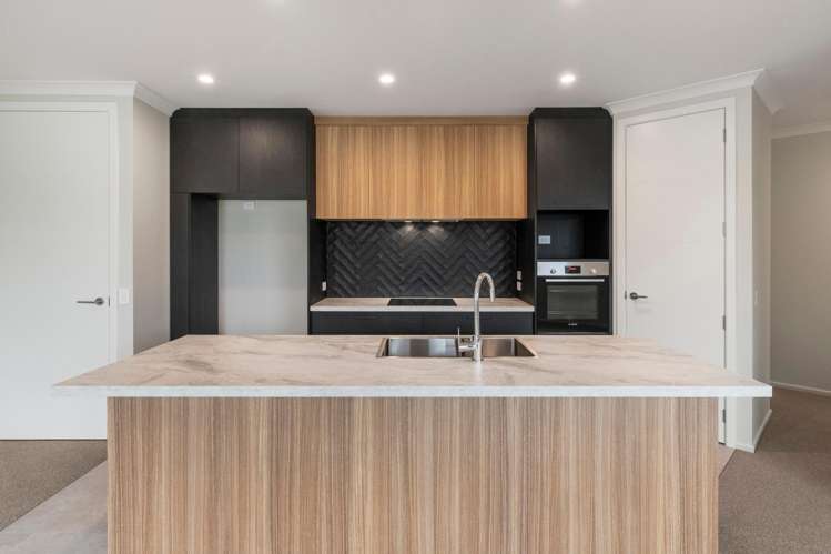 62 Woodley Road Richmond_13