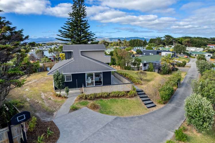 16A Karaka Street Otaki Beach_25