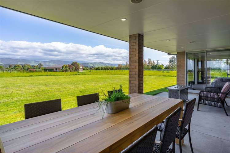 65 Andersons Line Carterton_22