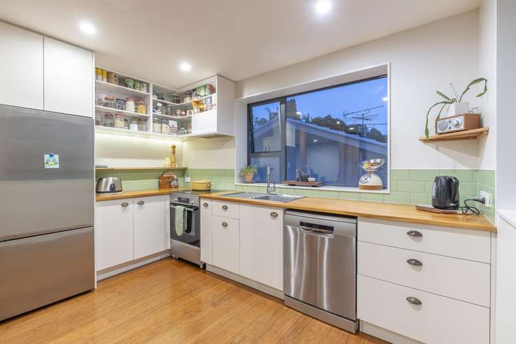 4/56 Fourth Avenue Kingsland_5