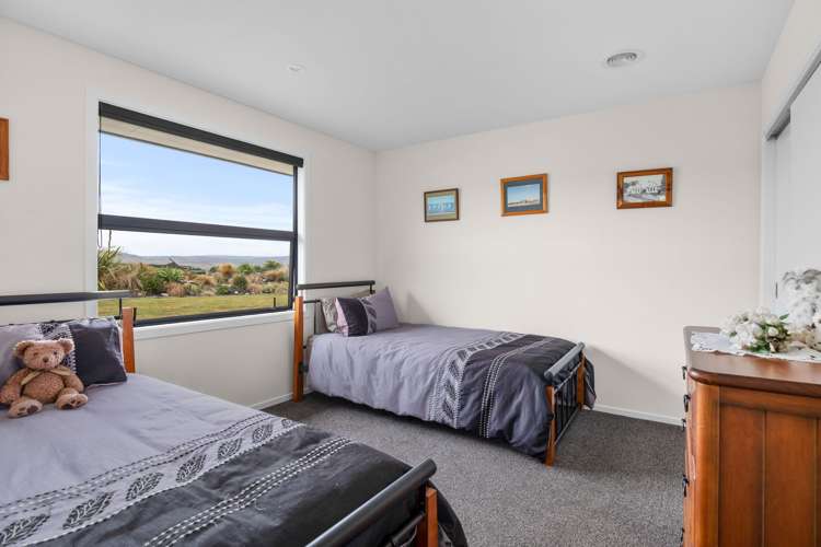 57 Golden Road Alexandra_20