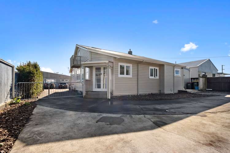 204a Tukapa Street Westown_16