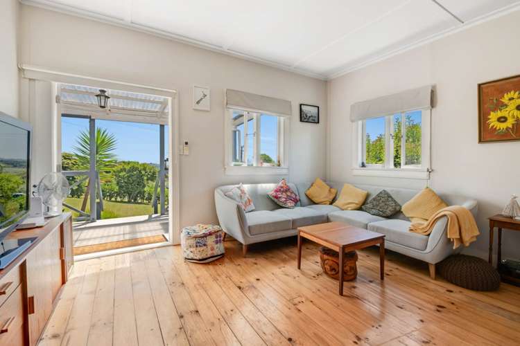 27a Mangakura Road Helensville_12