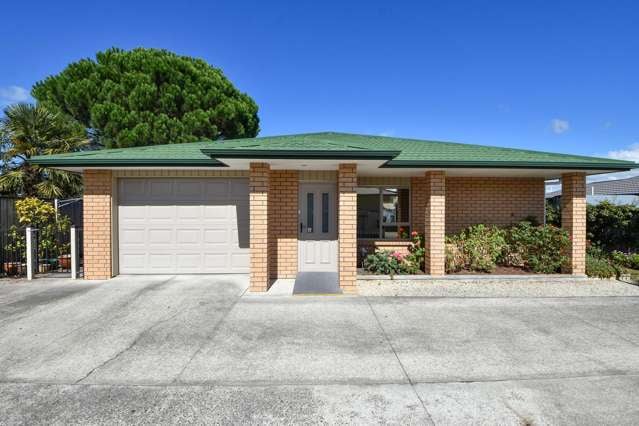 9 Alexis Greer Lane Carterton_1