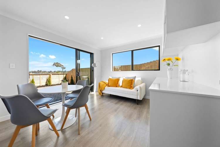 23 Ridgehill Rise Flat Bush_7