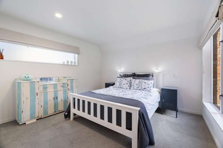 195 Memorial Avenue Burnside_11