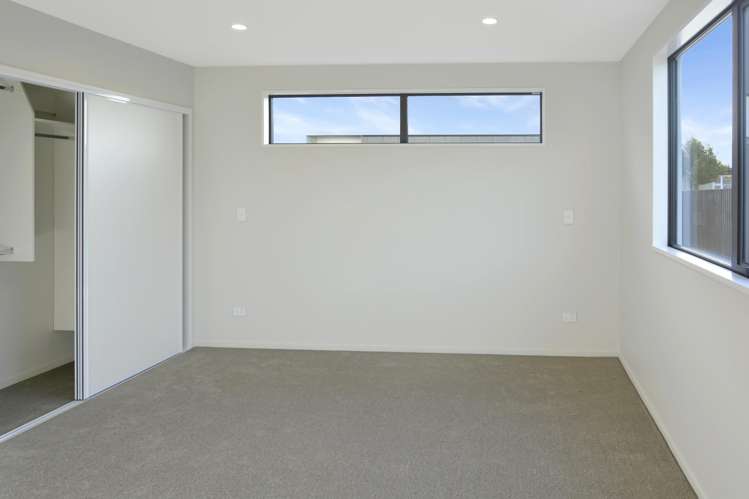 B/15 Delph Street_5