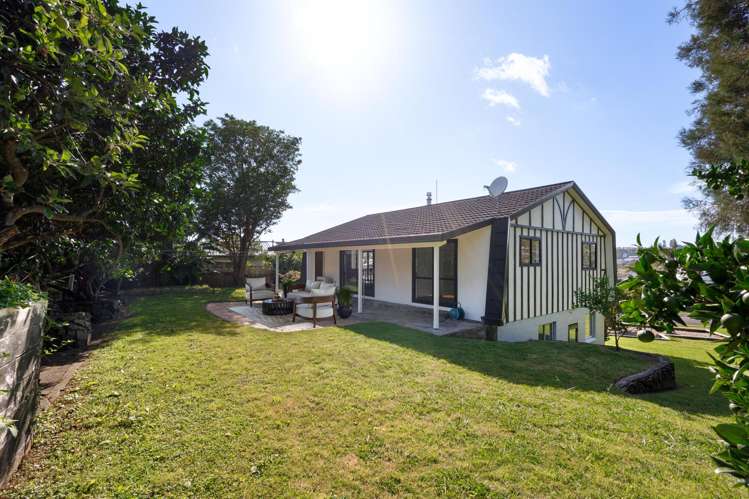 53 Heron Avenue East Matua_19