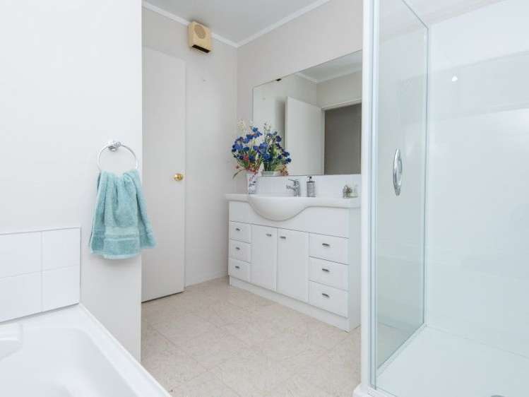 19 Rintoul Place Brightwater_19