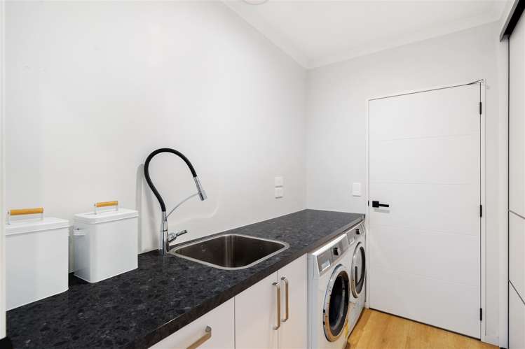 14d Jozecom Place Rolleston_15