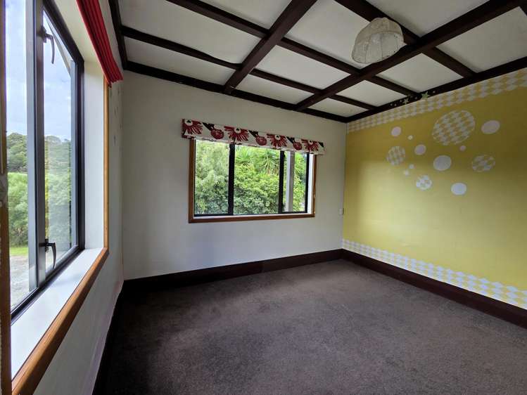 378 Notorious Road Mahuta_10