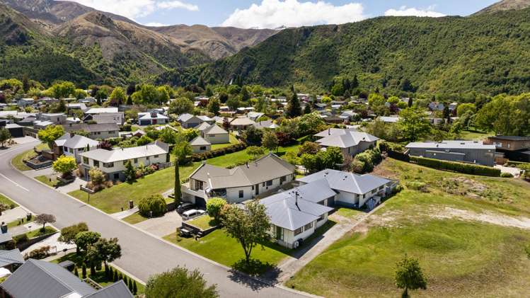 22A and 22B Cotter Avenue Arrowtown_4