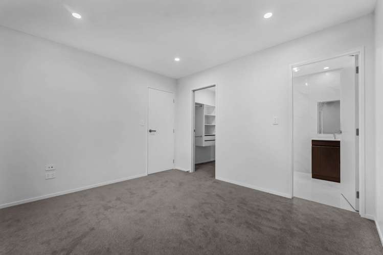 37D Clarkson Crescent Otara_8