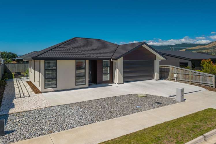 61 Woodley Road Richmond_3