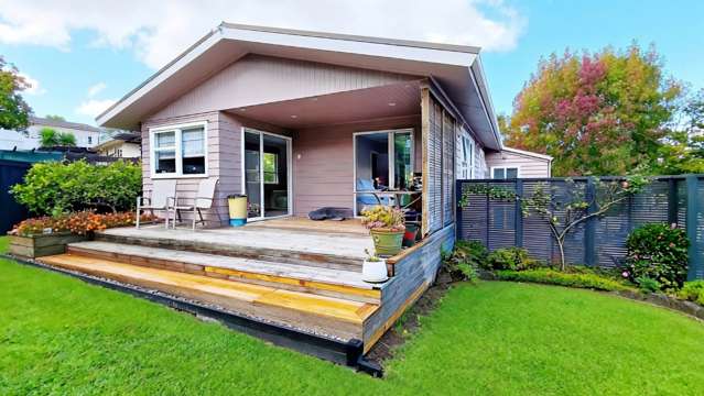 21 Rosecamp Road Beach Haven_1