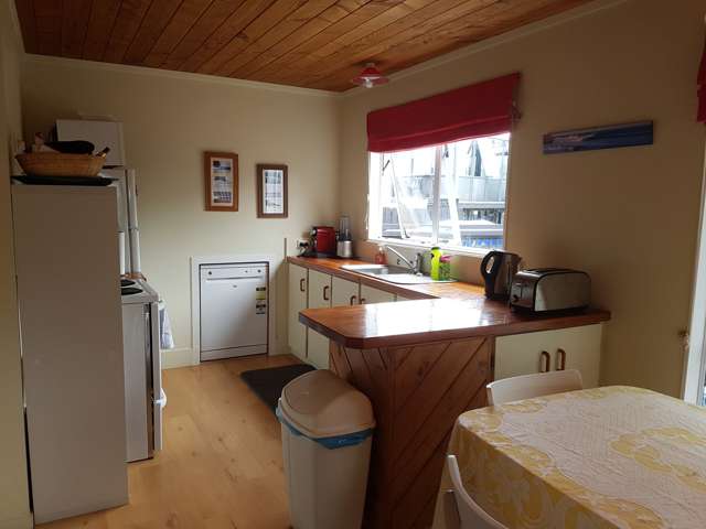 203b Kiwi Road Whangamata_4