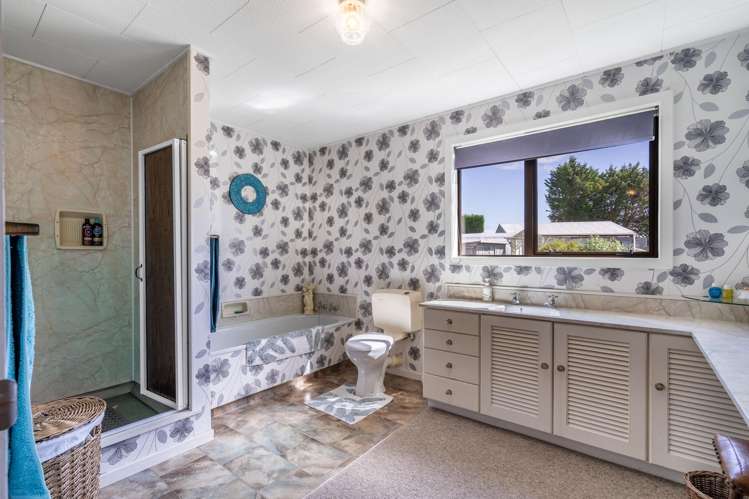 170 Taramoa Road Winton Surrounds_5