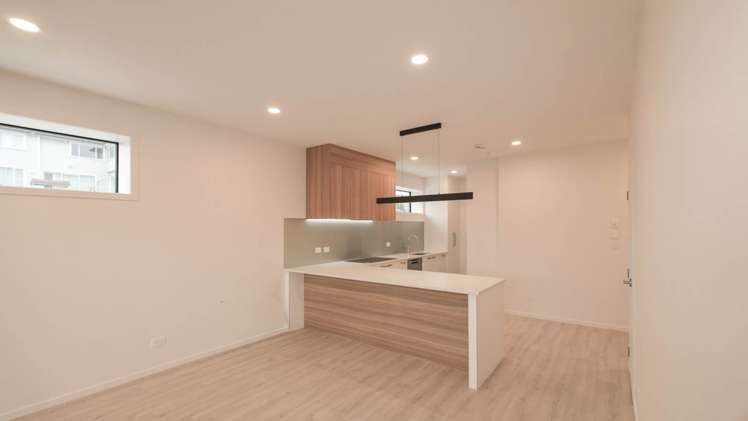 unit 1/47 Arran Drive Orewa_5