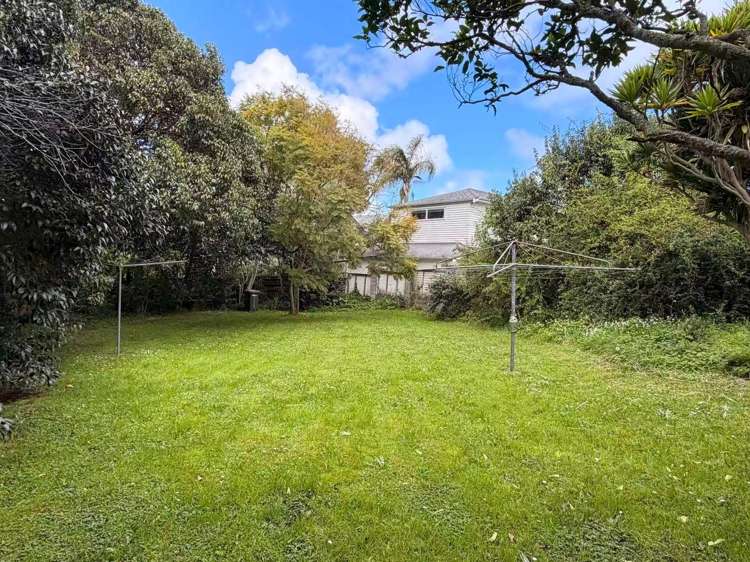 1/8 Rockfield Road Ellerslie_2