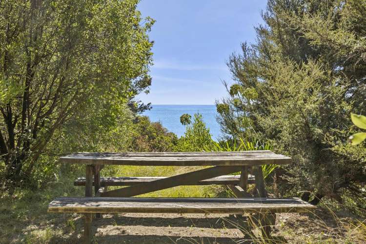 44 Korepo Road Ruby Bay_22