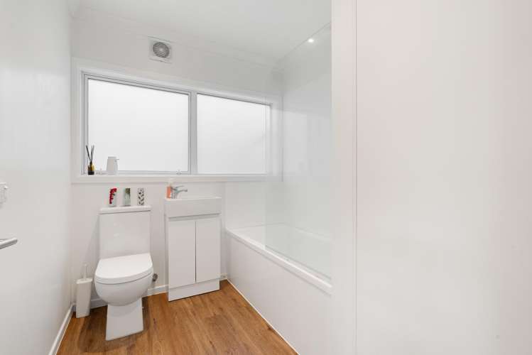 74 Kano Street Karori_16