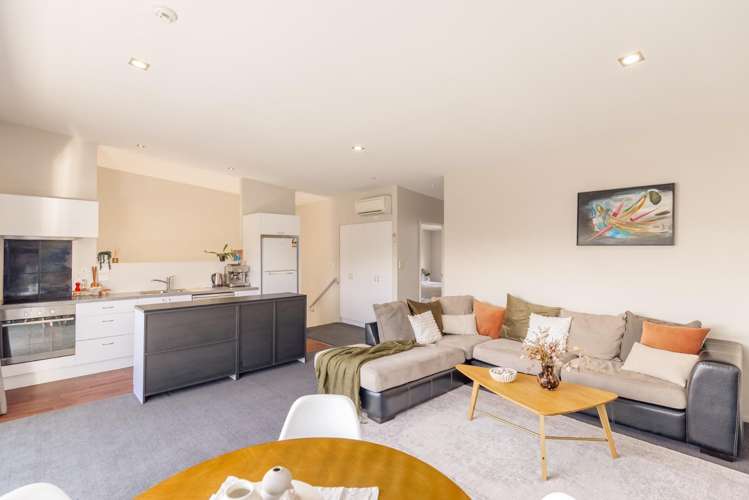 D/532 Hereford Street Linwood_3