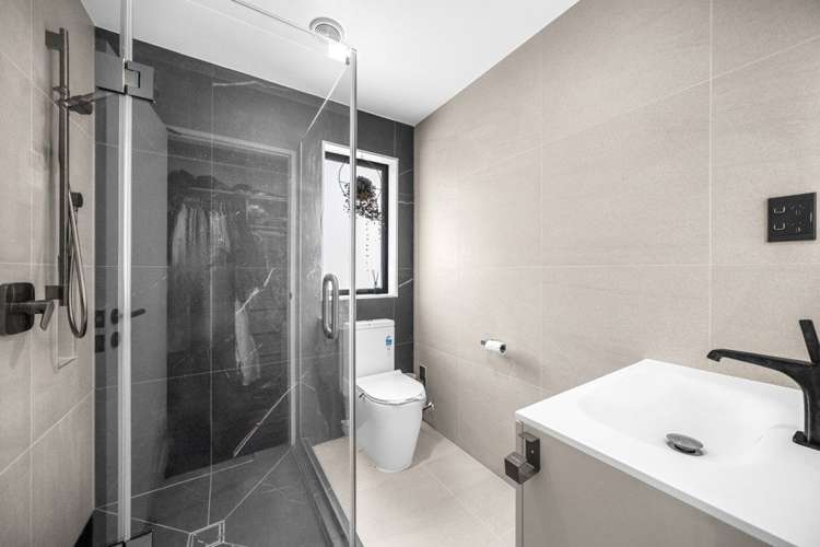 25F Oteha Valley Road Northcross_15
