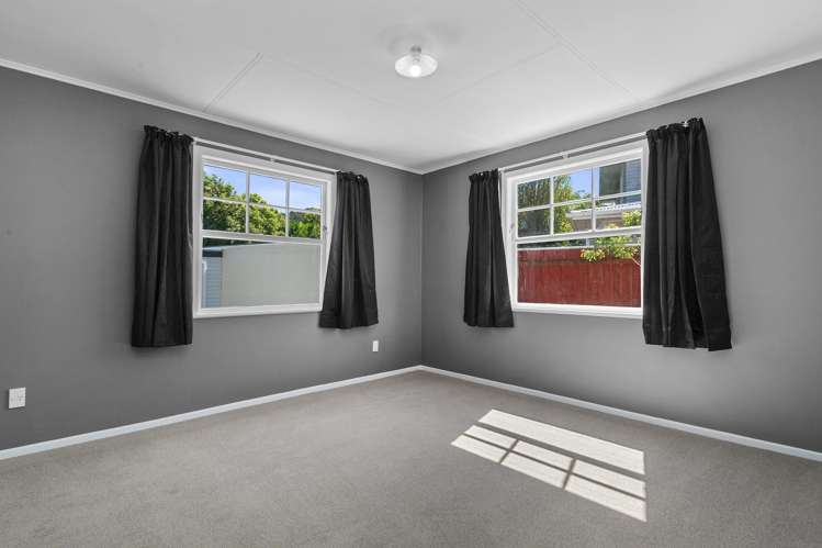 37 Momona Street Wainuiomata_9