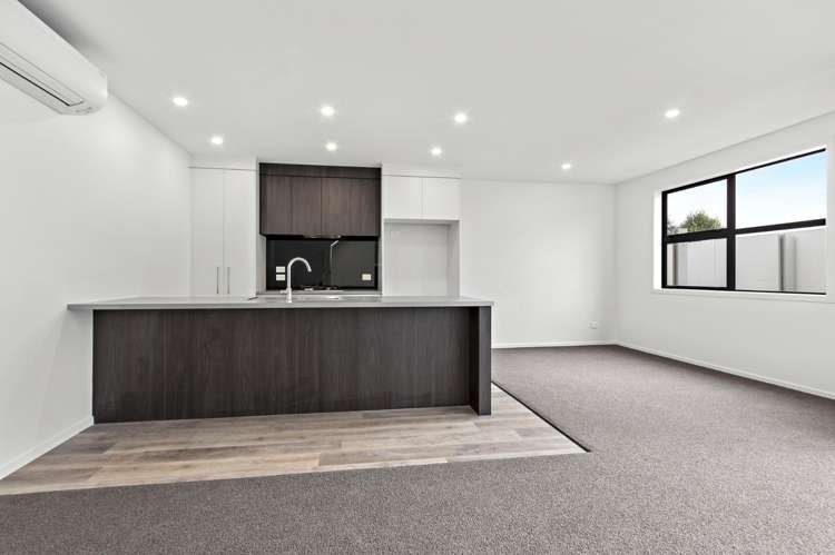 7/102 Swayne Road 11373_4