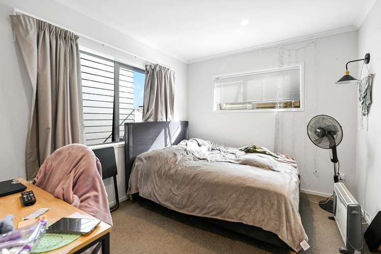 2/8 Richmond Street Whitiora_11