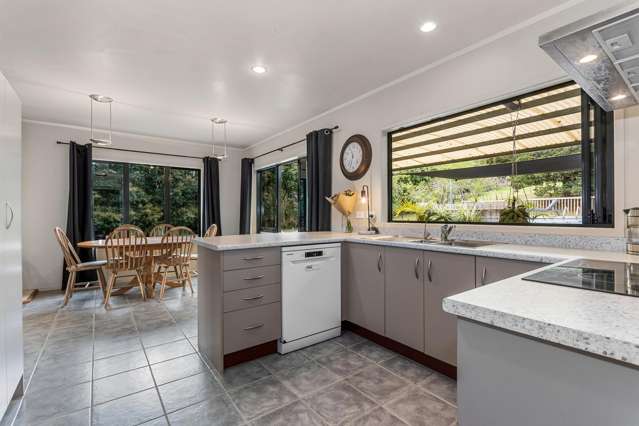68 Kara Road Maungatapere_1