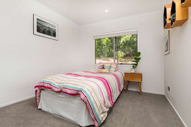 60 Upper Harbour Drive Greenhithe_16