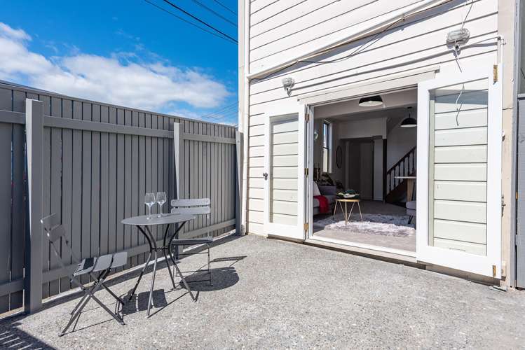 2 Gordon Street Newtown_16