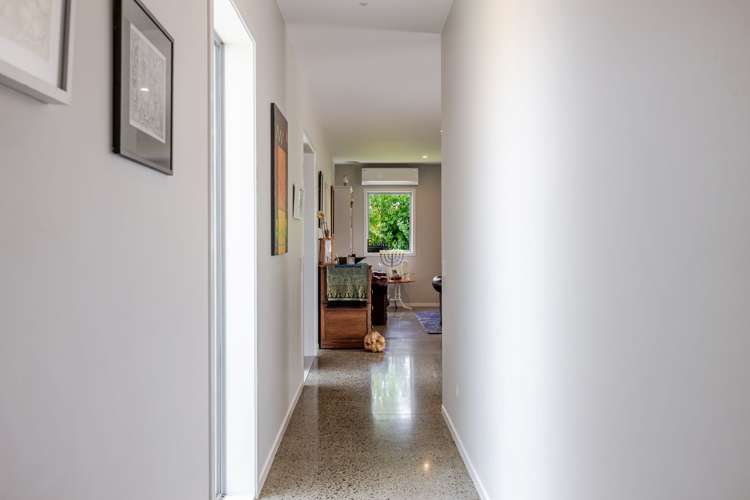 299 Reid Line East Colyton_28