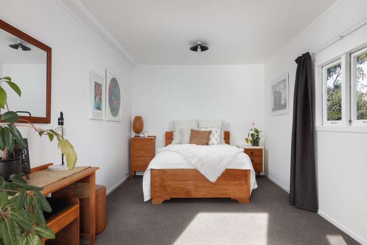 10 Leon Street Riverdale_21